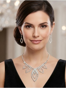 Adjustable Rhinestone Necklace And Earring Set
